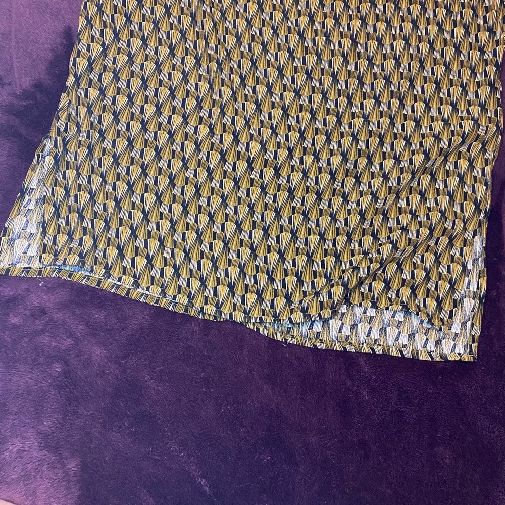 Printed blouses. - Picture 2 of 4